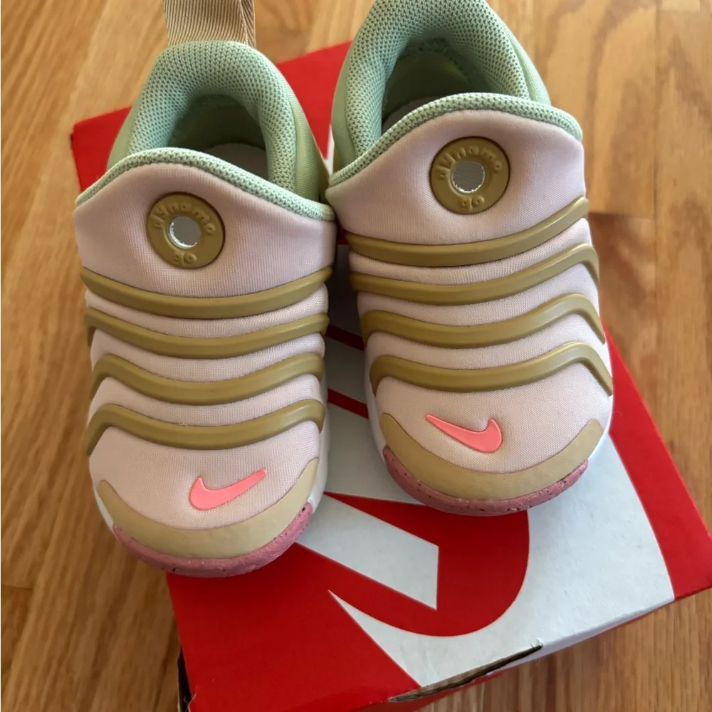 Nike easy slip